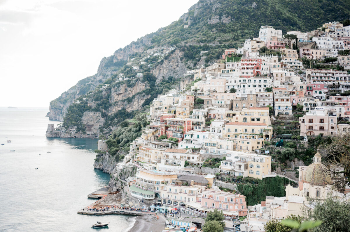 A view of Positano from afar, tips & tricks for traveling to Italy, positano itinerary