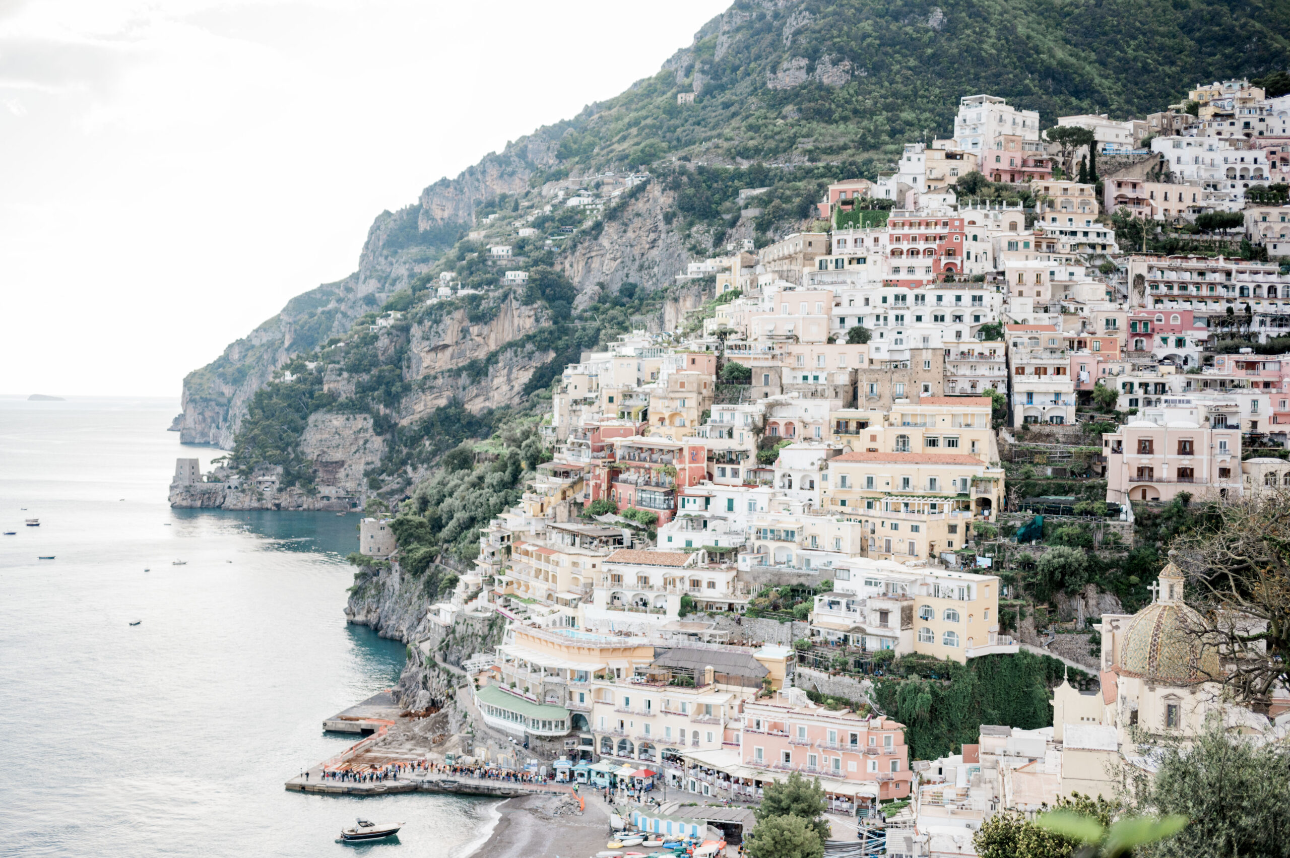 A view of Positano from afar, tips & tricks for traveling to Italy
