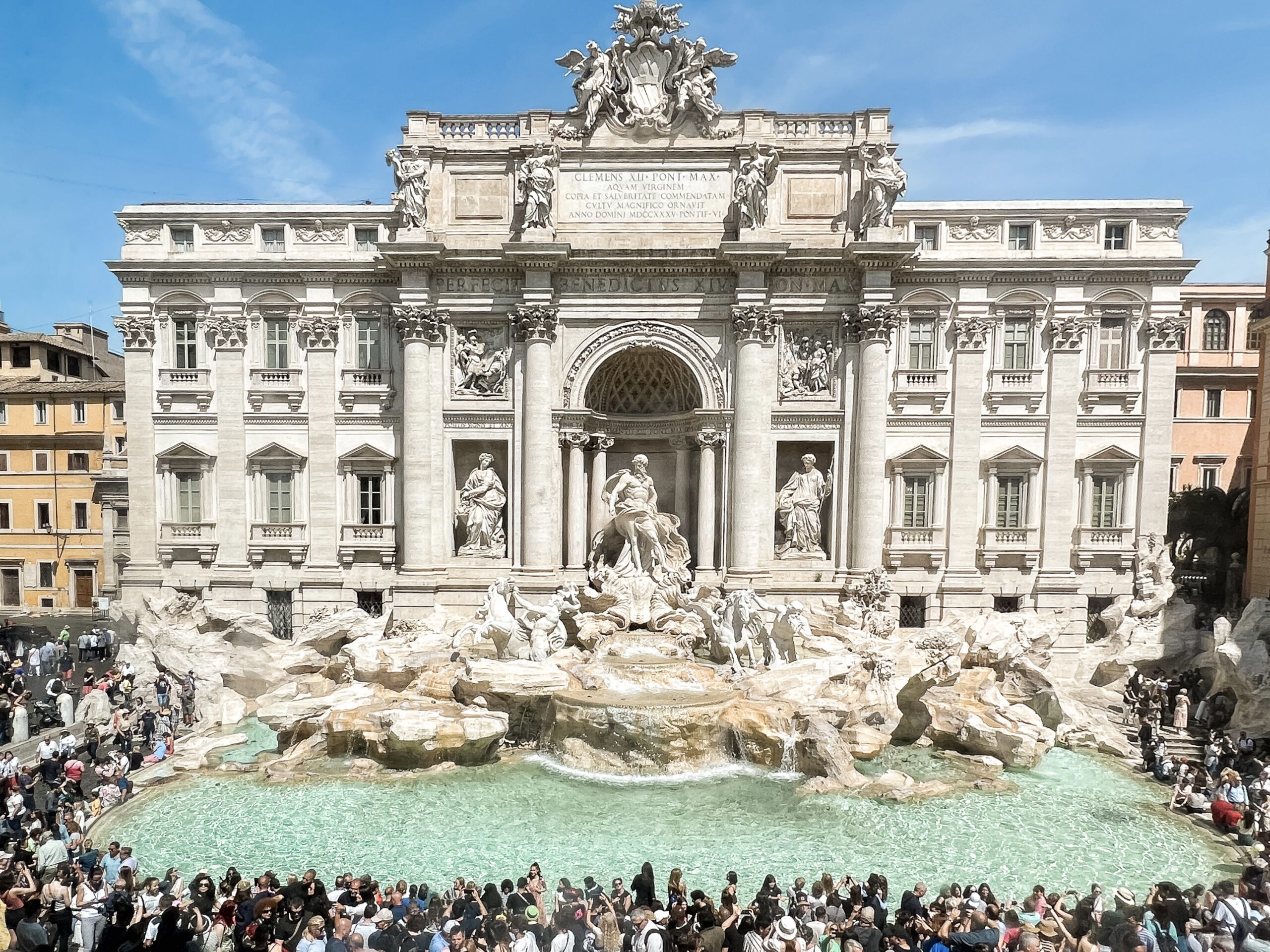 Entire view of the Trevi Fountain in Rome Italy. 36 Hours in Rome.
